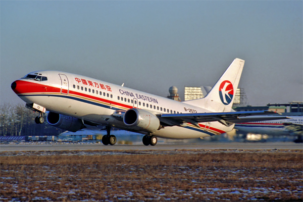 CHINA EASTERN BOEING 737 300 BJS RF 1324 25.jpg