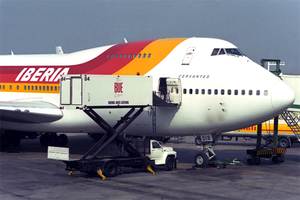 IBERIA BOEING 747 200 EZE RF 1369 1.jpg