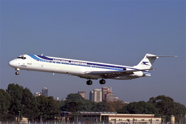 AEROLINEAS ARGENTINAS MD80 AEP RF 1372 18.jpg