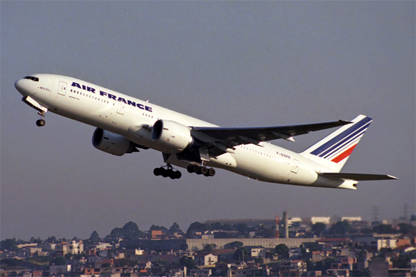 AIR FRANCE BOEING 777 200 GRU RF 1378 3.jpg