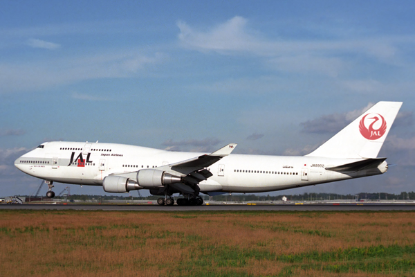 JAL JAPAN AIRLINES BOEING 747 40O NRT RF 1430 24.jpg