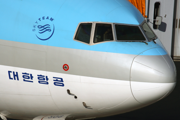 KOREAN AIR BOEING 777 300ER NRT RF 5K5A9905.jpg
