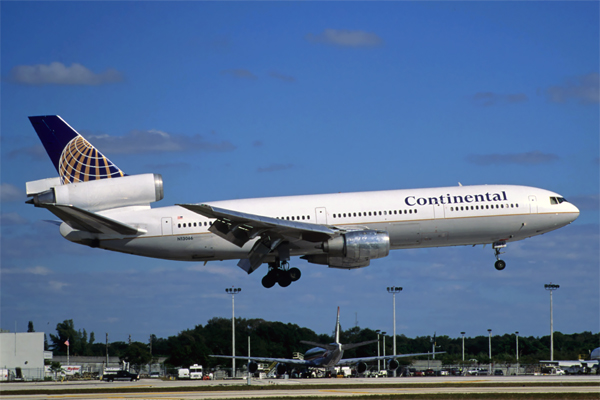 CONTINENTAL DC10 FLL RF V4209.jpg