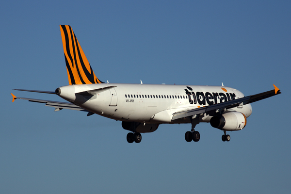 TIGERAIR AIRBUS A320 HBA RF 5K5A7323.jpg