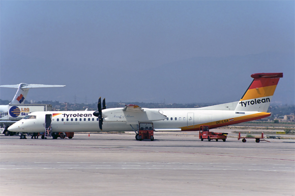 TYROLEAN DASH 8 400 PMI RF 1540 35.jpg