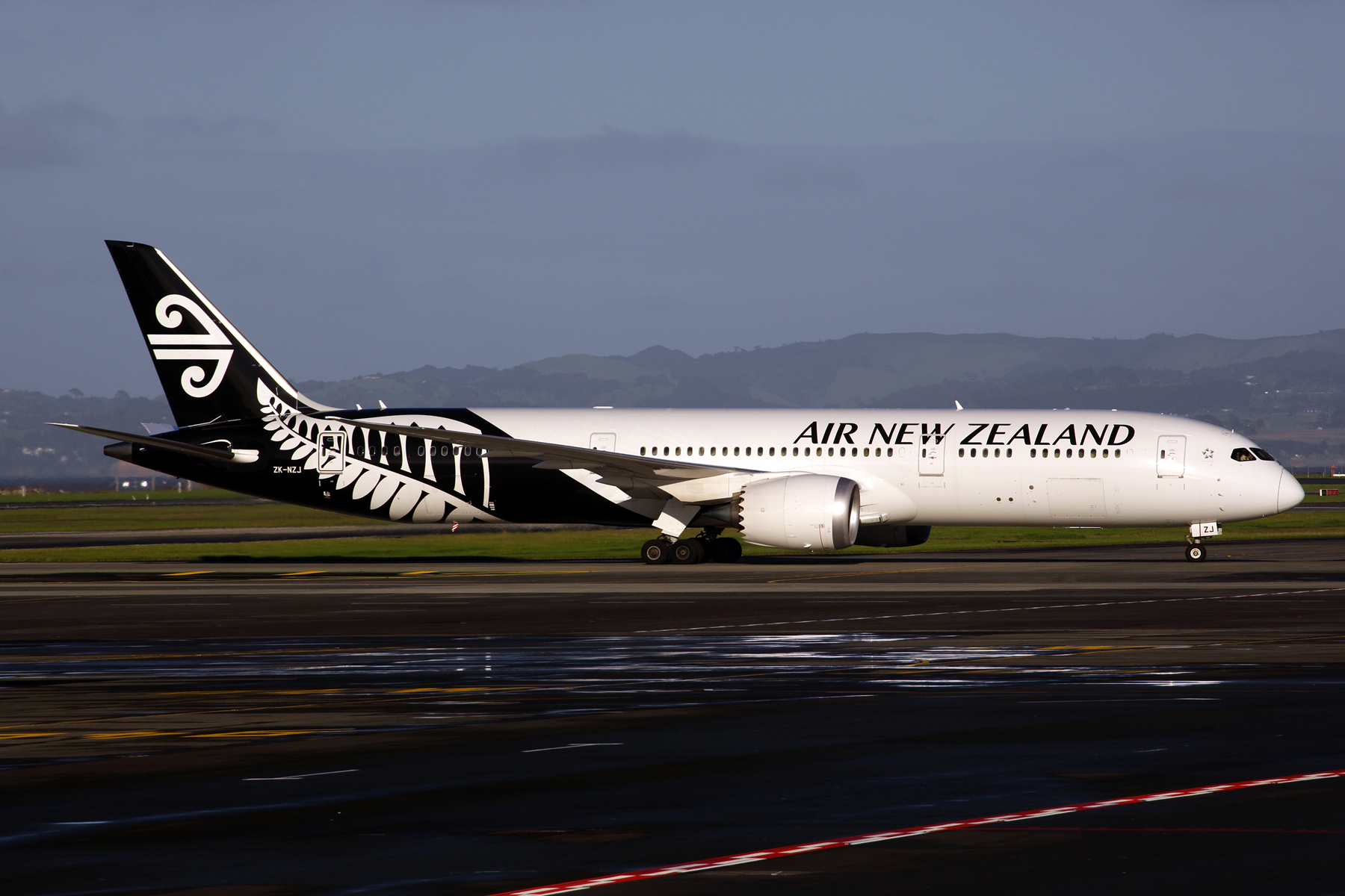 AIR NEW ZEALAND BOEING 787 9 AKL RF 5K5A7704.jpg