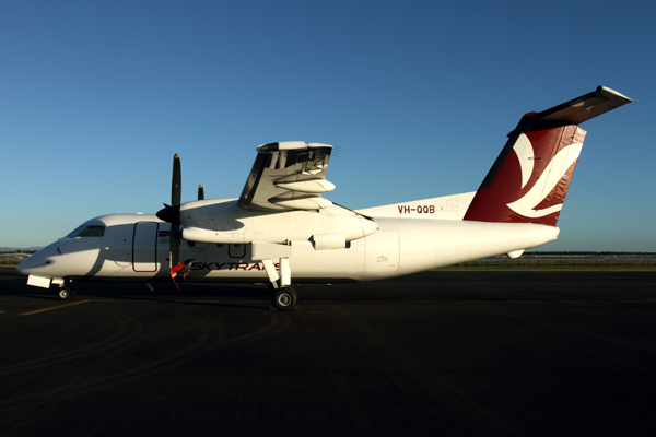 SKY TRANS DASH 8 100 BNE RF IMG_2614.jpg