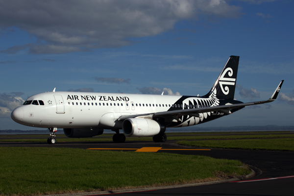 AIR NEW ZEALAND AIRBUS A320 AKL RF 5K5A8247.jpg