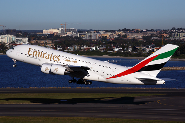 EMIRATES AIRBUS A380 SYD RF 5K5A8402.jpg