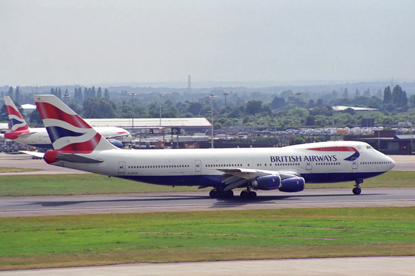 BRITISH AIRWAYS BOEING 747 200 LHR RF 1560 21.jpg
