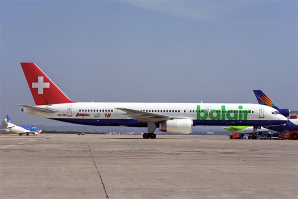 BALAIR BOEING 757 200 PMI RF 1541 31.jpg