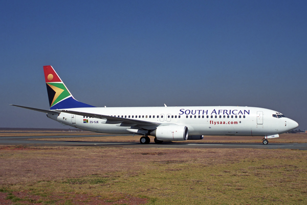 SOUTH AFRICAN BOEING 737 800 JNB RF 1571 24.jpg