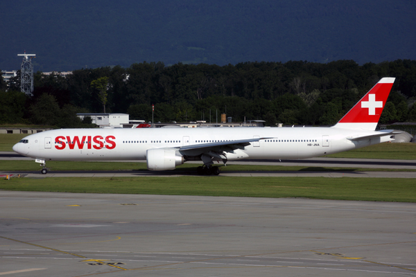 SWISS BOEING 777 300ER GVA RF 5K5A9250.jpg