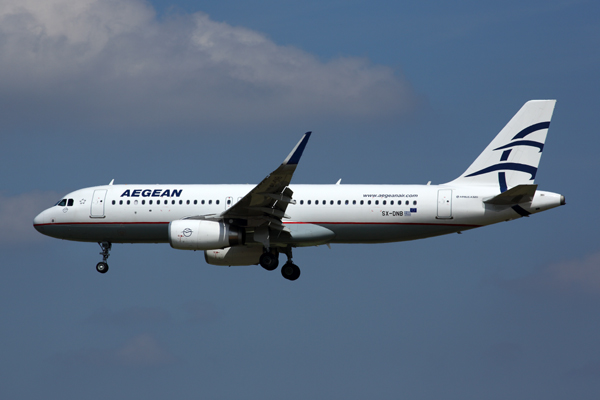 AEGEAN AIRBUS A320 BRU RF 5K5A0028.jpg