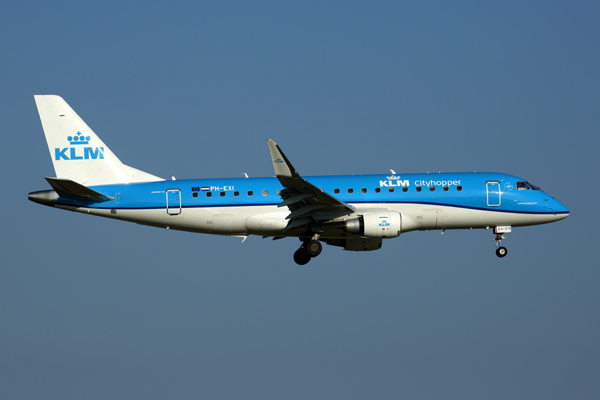 KLM EMBRAER 175 AMS RF 5K5A0353.jpg