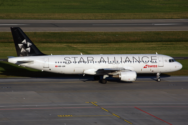 SWISS AIRBUS A320 ZRH RF 5K5A9472.jpg