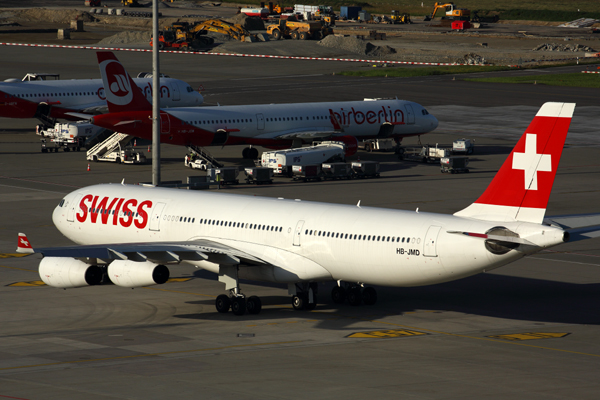 SWISS AIRBUS A340 300 ZRH RF 5K5A9493.jpg