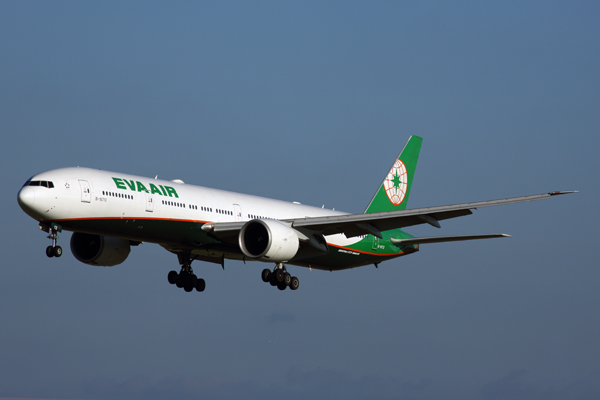 EVA AIR BOEING 777 300ER AMS RF 5K5A9946.jpg