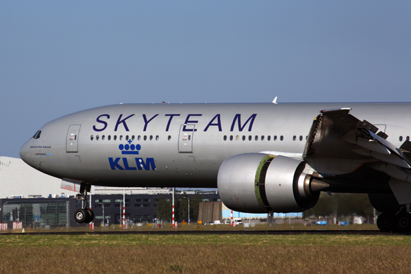 KLM BOEING 777 300ER AMS RF 5K5A0135.jpg