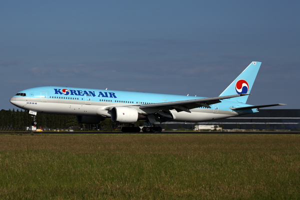 KOREAN AIR BOEING 777 200 AMS RF 5K5A0179.jpg