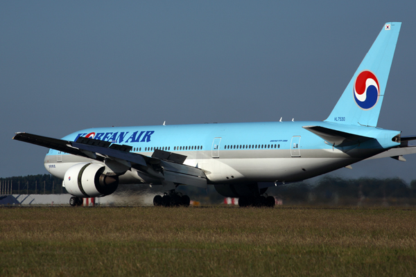 KOREAN AIR BOEING 777 200 AMS RF 5K5A0182.jpg