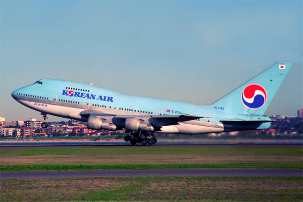 KOREAN AIR BOEING 747SP SYD 1042 21.jpg