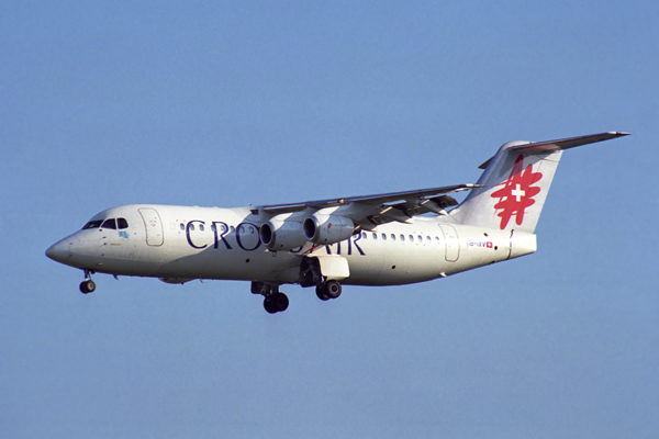 CROSSAIR AVRO RJ100 GVA RF 1658 33.jpg