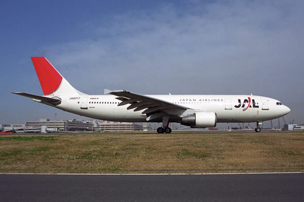 JAPAN AIRLINES JAL AIRBUS A300 600R HND RF 1700 3.jpg