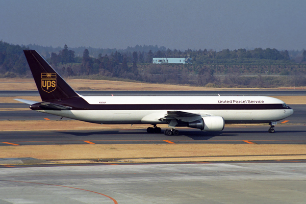 UPS BOEING 767 300 NRT RF 1705 6.jpg