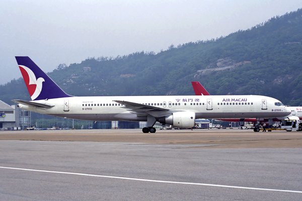 AIR MACAU BOEING 757 200 MFM RF 1686 26.jpg