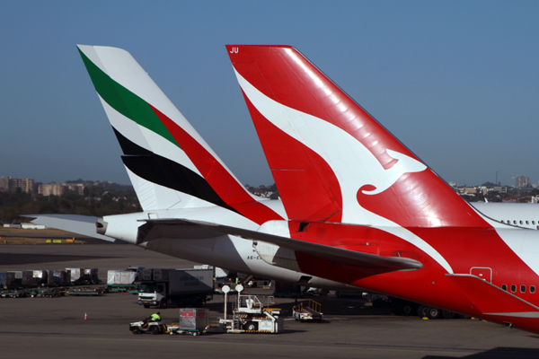 QANTAS EMIRATES AIRCRAFT SYD RF IMG_3042.jpg