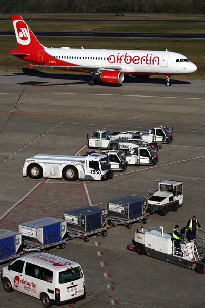 AIR BERLIN AIRBUS A320 TXL RF 5K5A1721.jpg