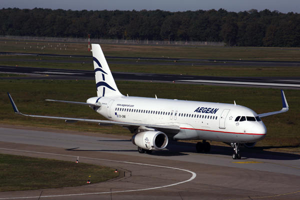 AEGEAN AIRBUS A320 TXL RF 5K5A1739.jpg