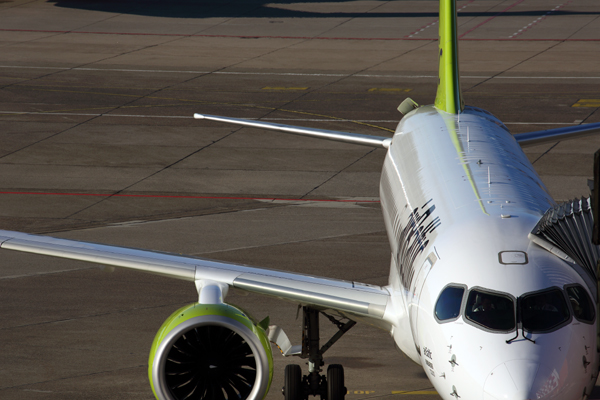 AIR BALTIC CS300 TXL RF 5K5A1567.jpg