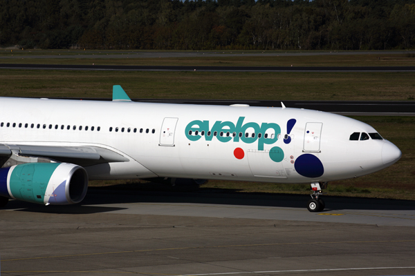 EVELOP AIRBUS A330 300 TXL RF 5K5A1874.jpg