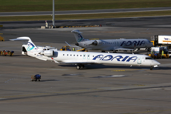 ADRIA CANADAIR CRJ900 VIE RF 5K5A0654.jpg