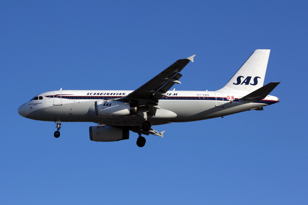 SAS AIRBUS A319 LHR RF 5K5A1035.jpg