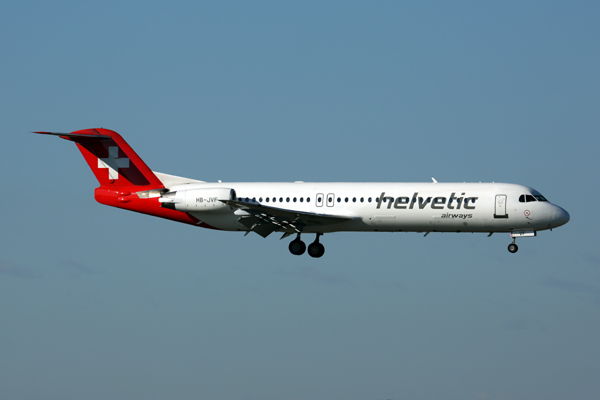 HELVETIC AIRWAYS FOKKER 100 MXP RF 5K5A1529.jpg