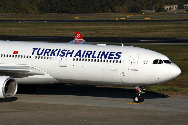TURKISH AIRLINES AIRBUS A330 300 TXL RF 5K5A1646.jpg
