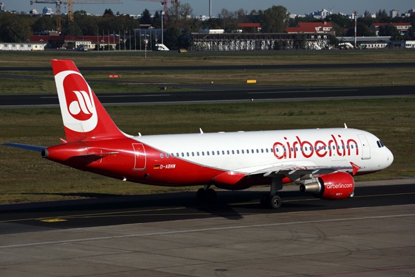 AIR BERLIN AIRBUS A320 TXL RF 5K5A1719.jpg