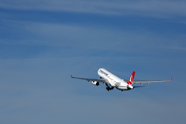 TURKISH AIRLINES AIRBUS A330 300 TXL RF 5K5A1814.jpg