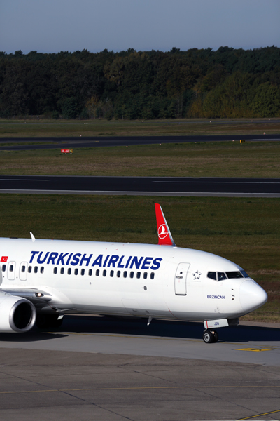TURKISH AIRLINES BOEING 737 800 TXL RF 5K5A1802.jpg