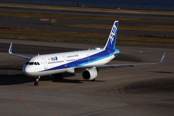 ANA AIRBUS A321 HND RF 5K5A4065.jpg