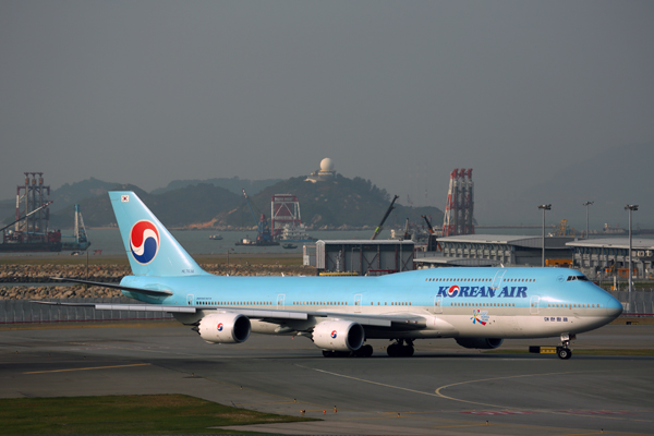 KOREAN AIR BOEING 747 800 HKG RF 5K5A3739.jpg