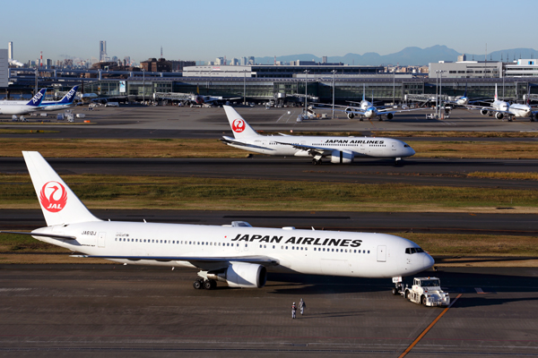 JAPAN AIRLINES AIRCRAFT HND RF 5K5A3991.jpg