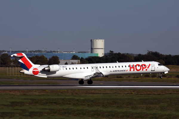 HOP CANADAIR CRJ1000 TLS RF 5K5A2342.jpg