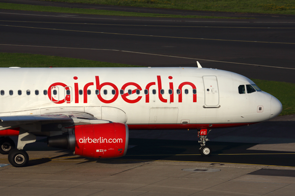 AIR BERLIN AIRBUS A320 DUS RF 5K5A2488.jpg