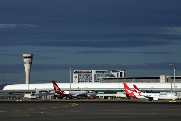 BRISBANE AIRPORT RF 5K5A4374.jpg