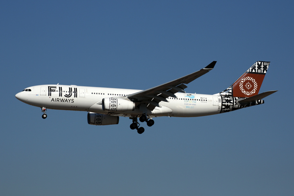 FIJI AIRWAYS AIRBUS A330 200 LAX RF 5K5A5218.jpg