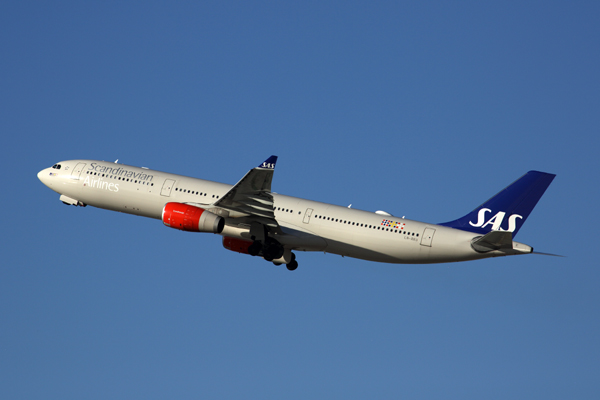 SAS AIRBUS A330 300 LAX RF 5K5A4691.jpg